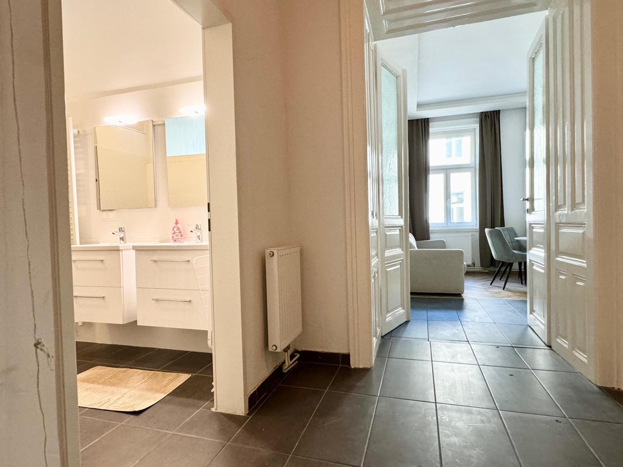 Premium Apartment Located At The Famous Vienna Kutschkermarkt Exteriör bild