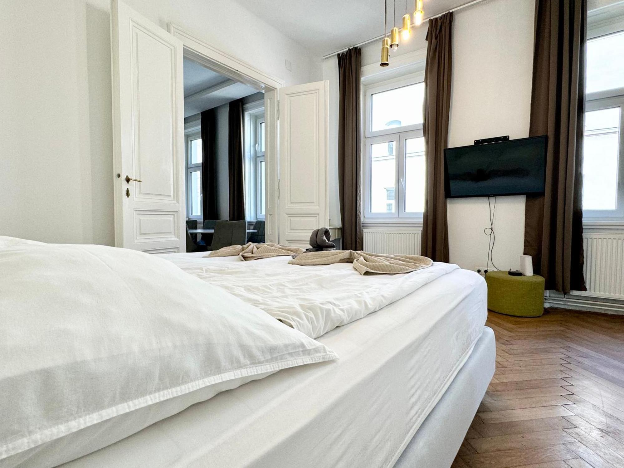 Premium Apartment Located At The Famous Vienna Kutschkermarkt Exteriör bild
