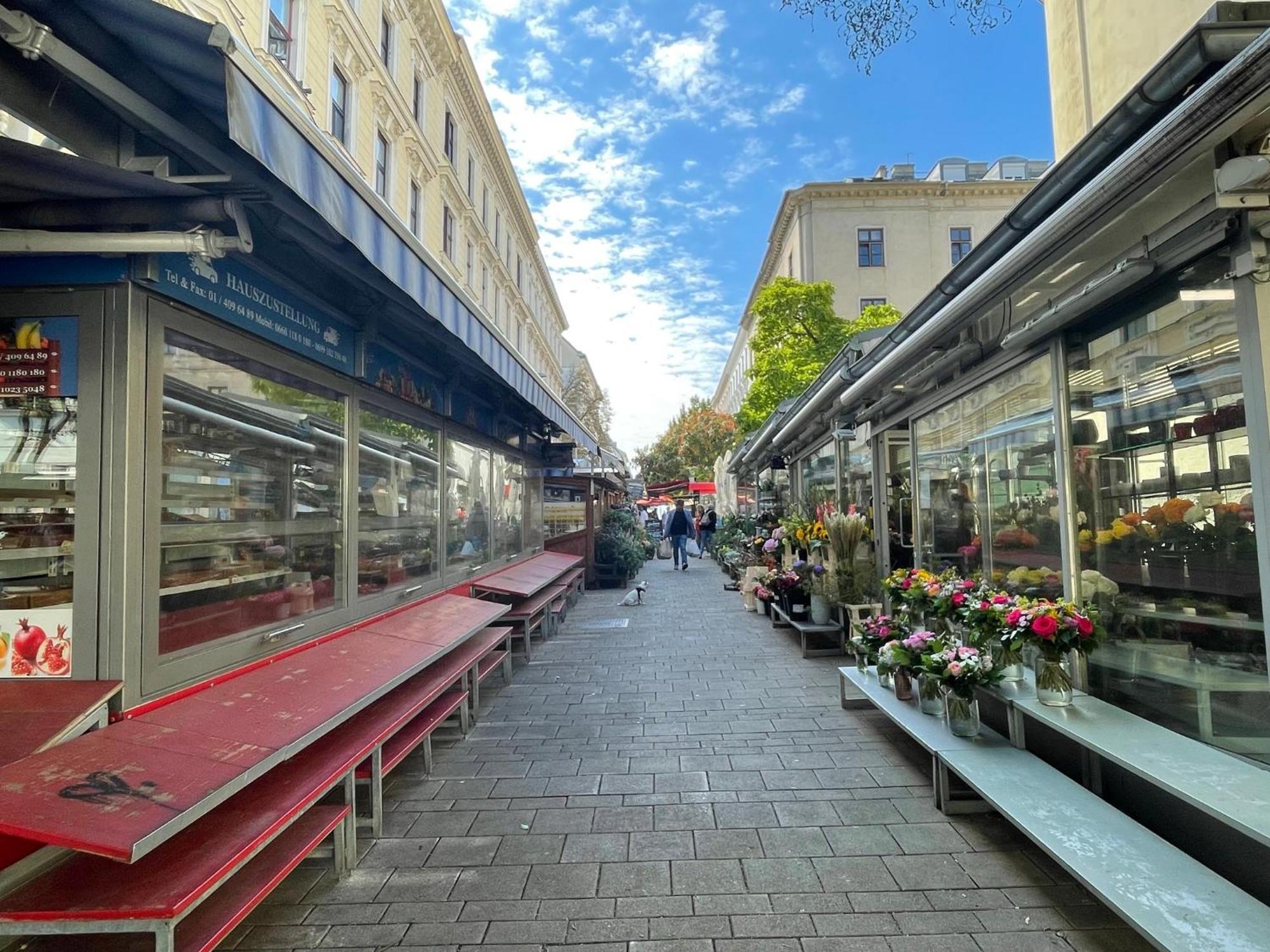 Premium Apartment Located At The Famous Vienna Kutschkermarkt Exteriör bild