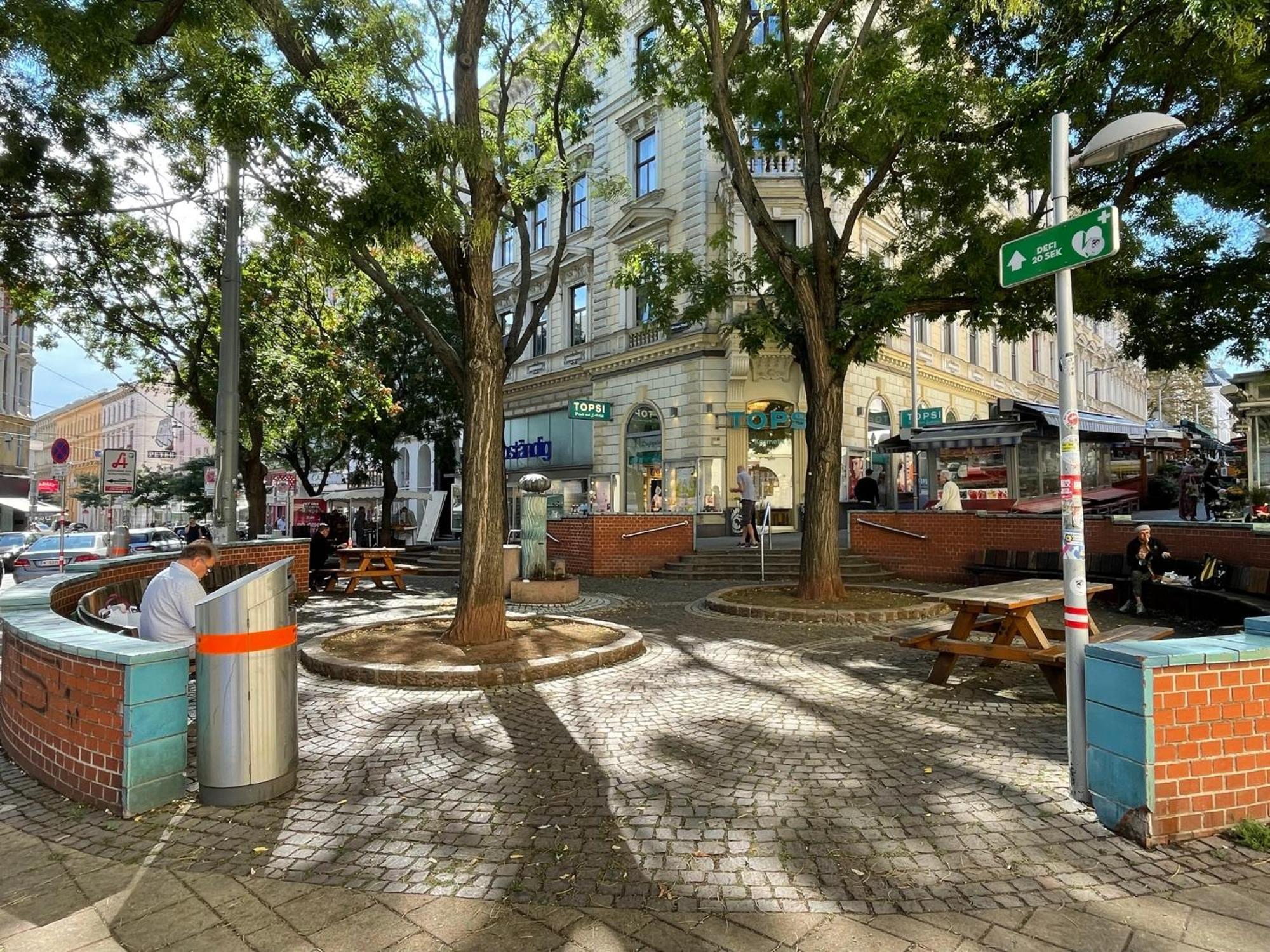 Premium Apartment Located At The Famous Vienna Kutschkermarkt Exteriör bild