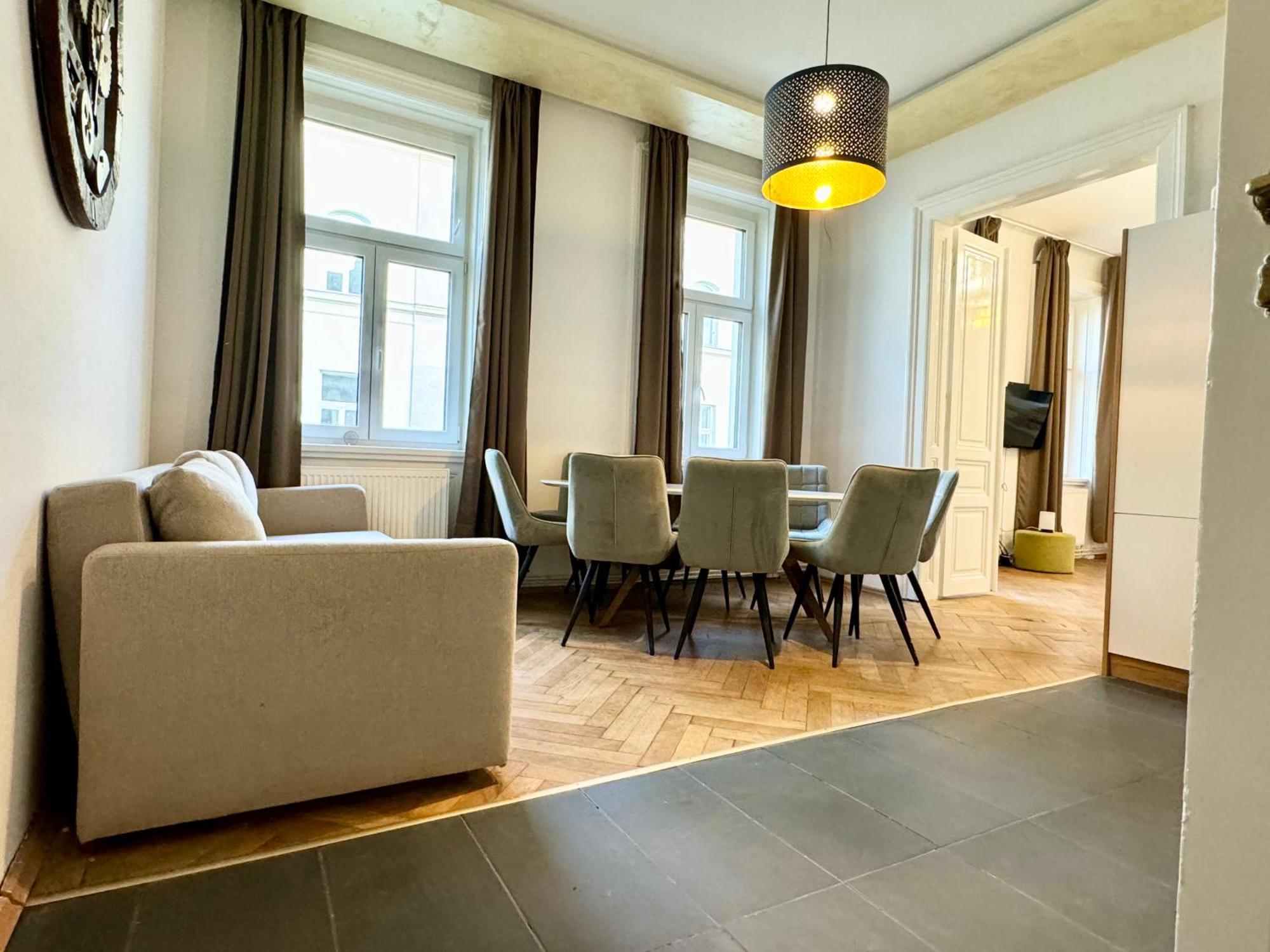 Premium Apartment Located At The Famous Vienna Kutschkermarkt Exteriör bild